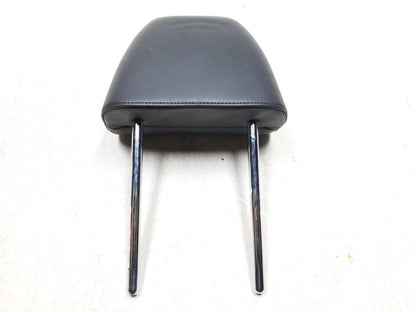 2017 Volkswagen Passat Seat Headrest Front Passenger Side Right OEM