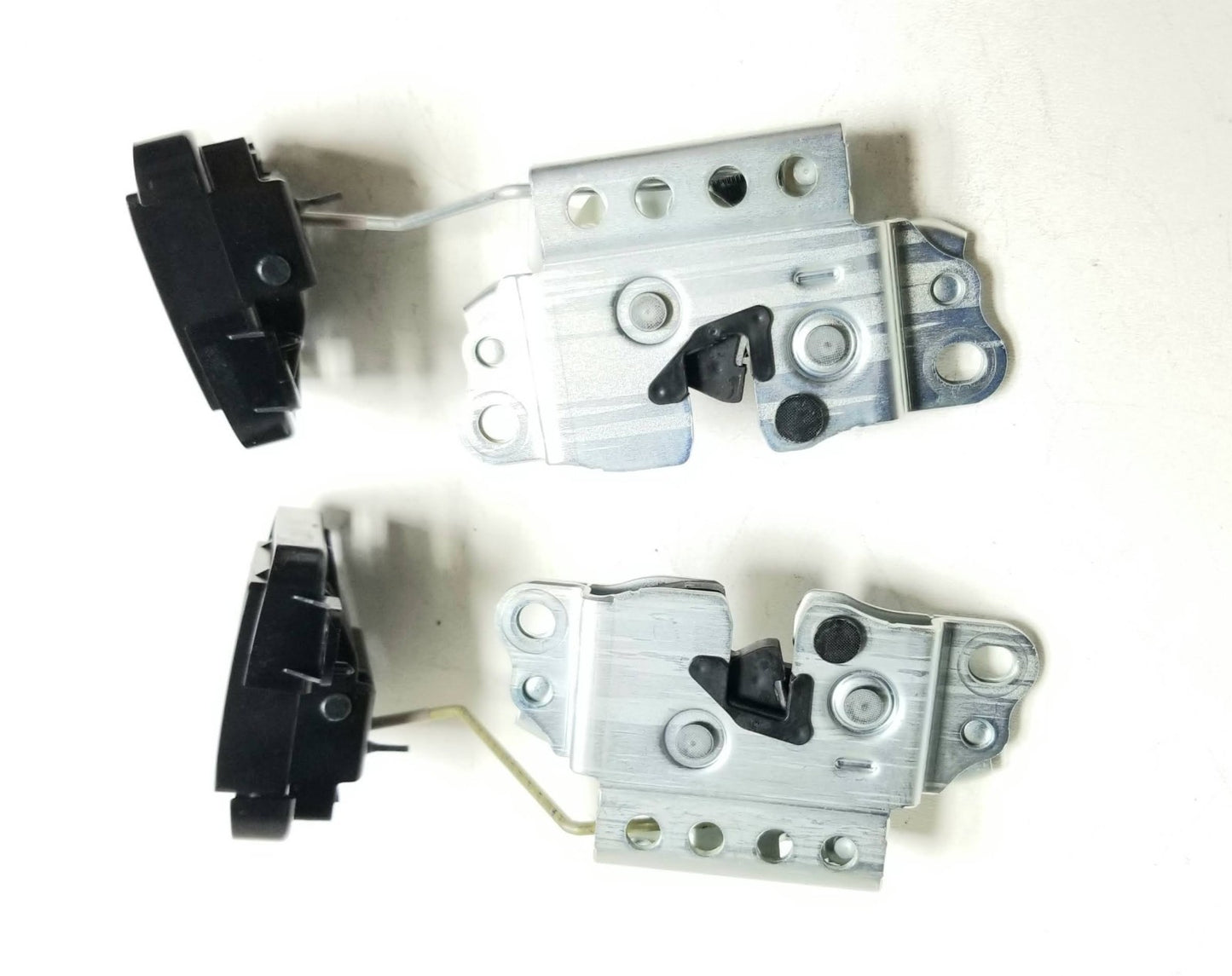 11-17 Lexus CT200h Rear Seat Fold Release Lock Pair Oem✅