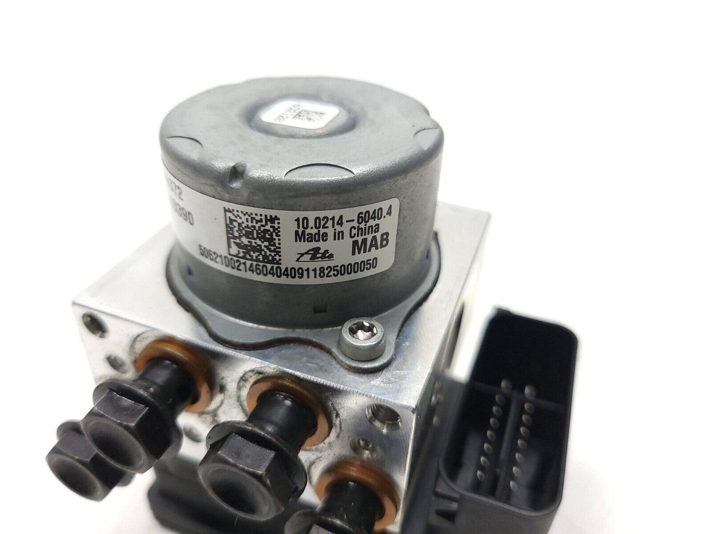 2017 - 2020 BMW G310r G310gs Abs Anti Lock Brake Pump 8569372 OEM