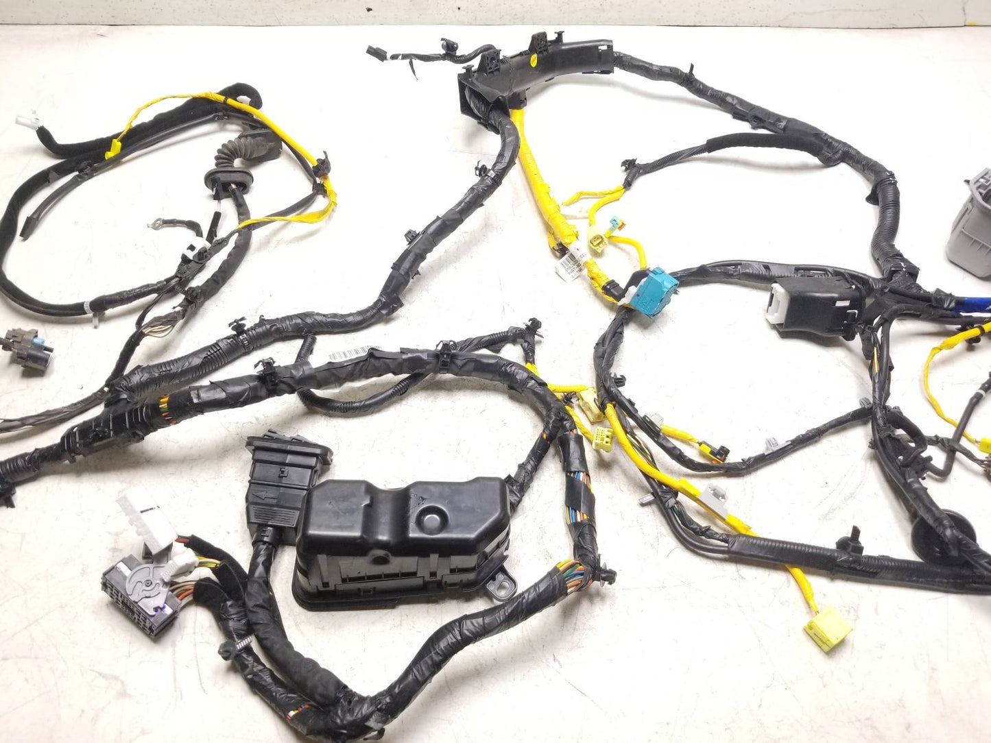 2014 - 2016 Kia Soul Interior Floor Wire Harness OEM