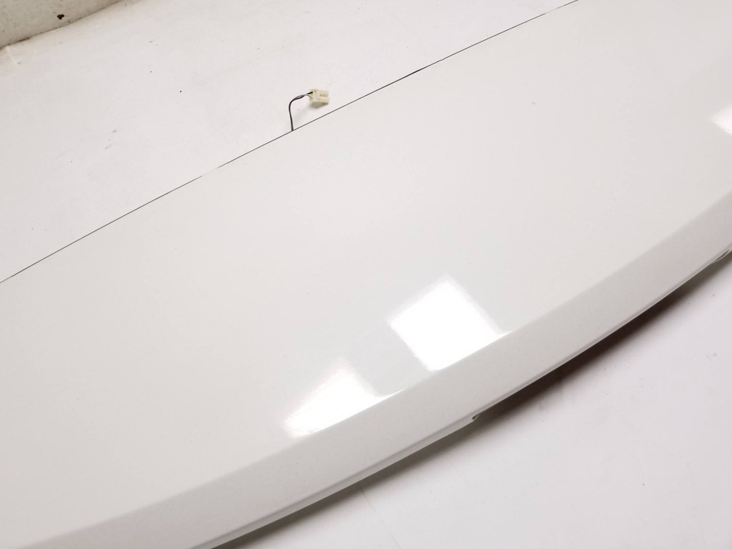2011 - 2013 Jeep Grand Cherokee Rear Spoiler Trunk W/ 3rd Brake Light OEM