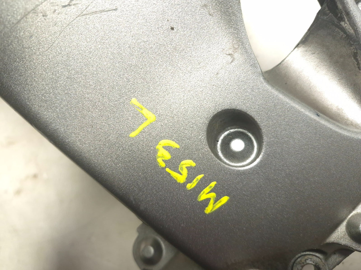 2004 Yamaha Fz6 S Main Frame Left Side OEM