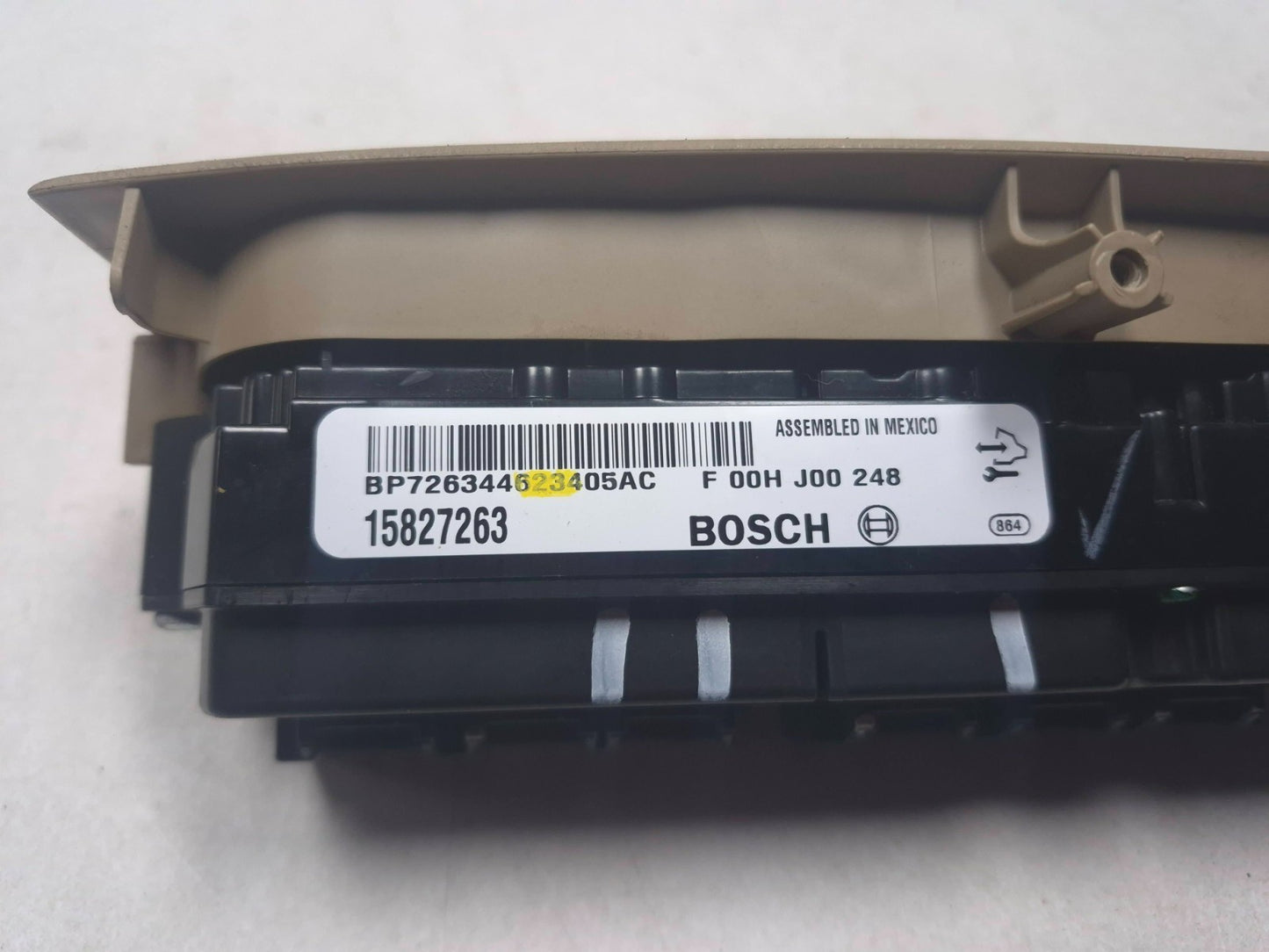 2007 Cadillac SRX Left Driver Master Power Window Switch 15827263 OEM