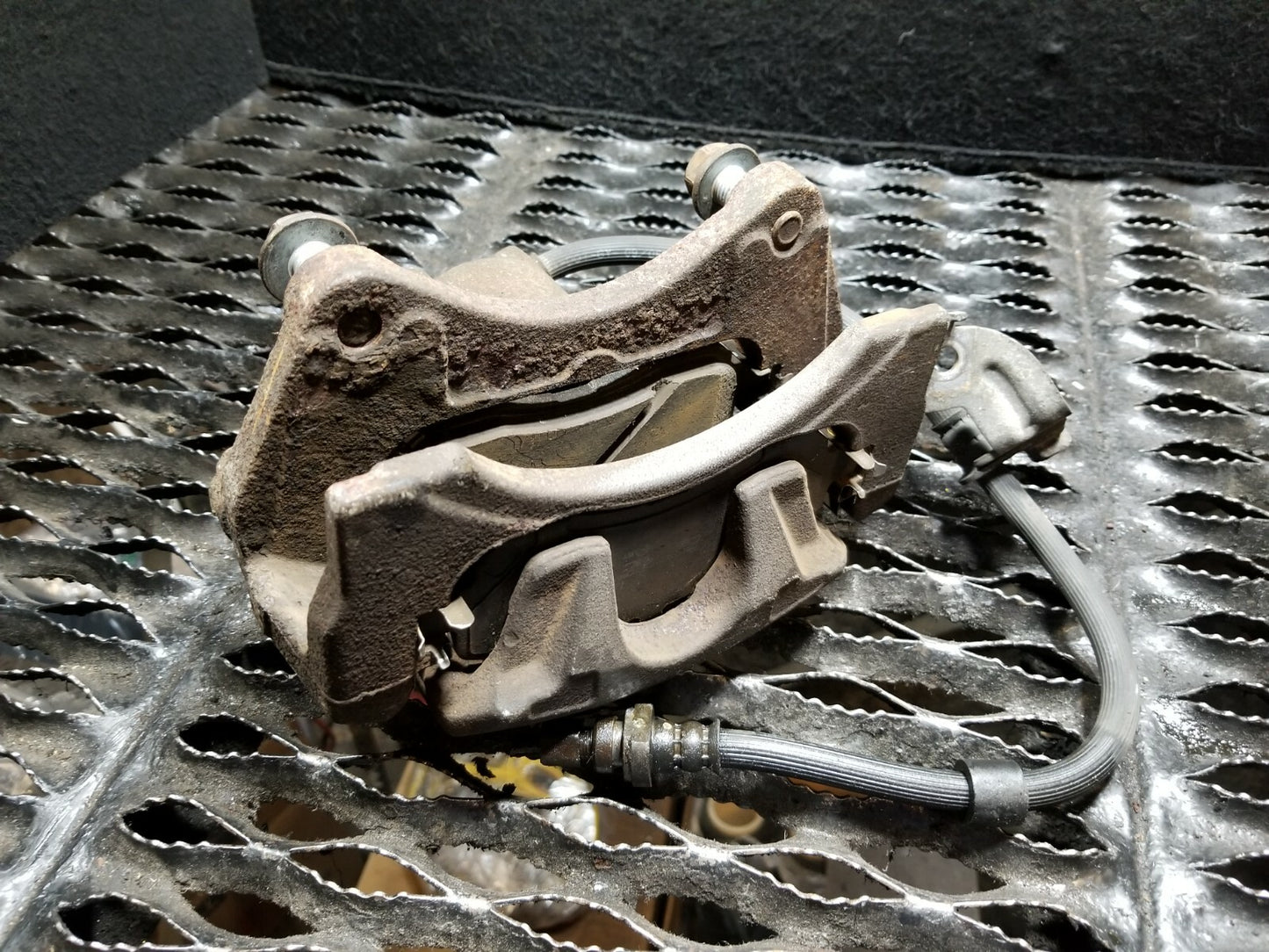 2007 Chrysler Sebring Front Passenger Brake Caliper OEM