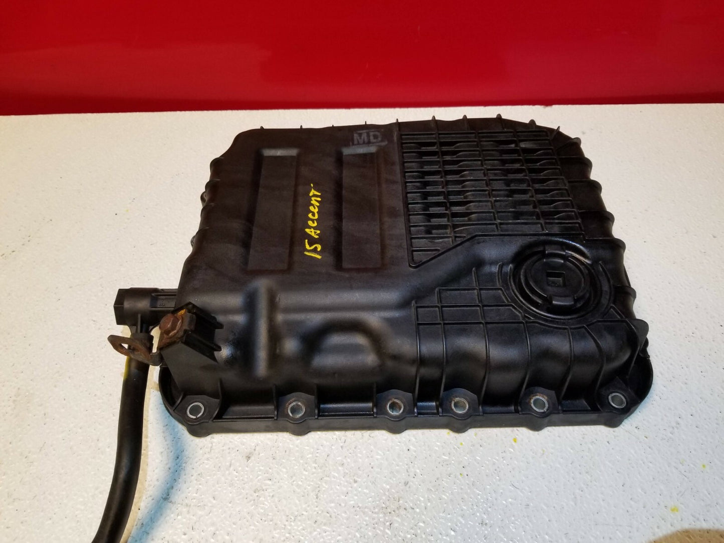 15 16 17 Hyundai Accent Auto Transmission Valve Body Cover Oil Pan OEM 6-speed