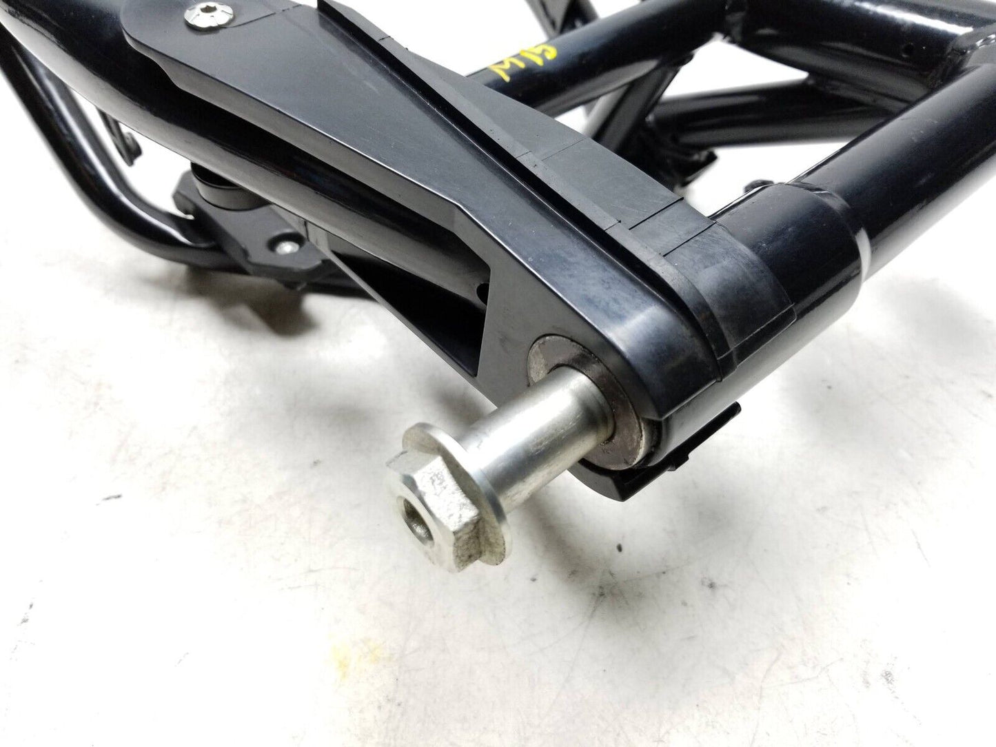 20 - 24 Benelli 302s Swingarm Swing Arm OEM 1609 Miles