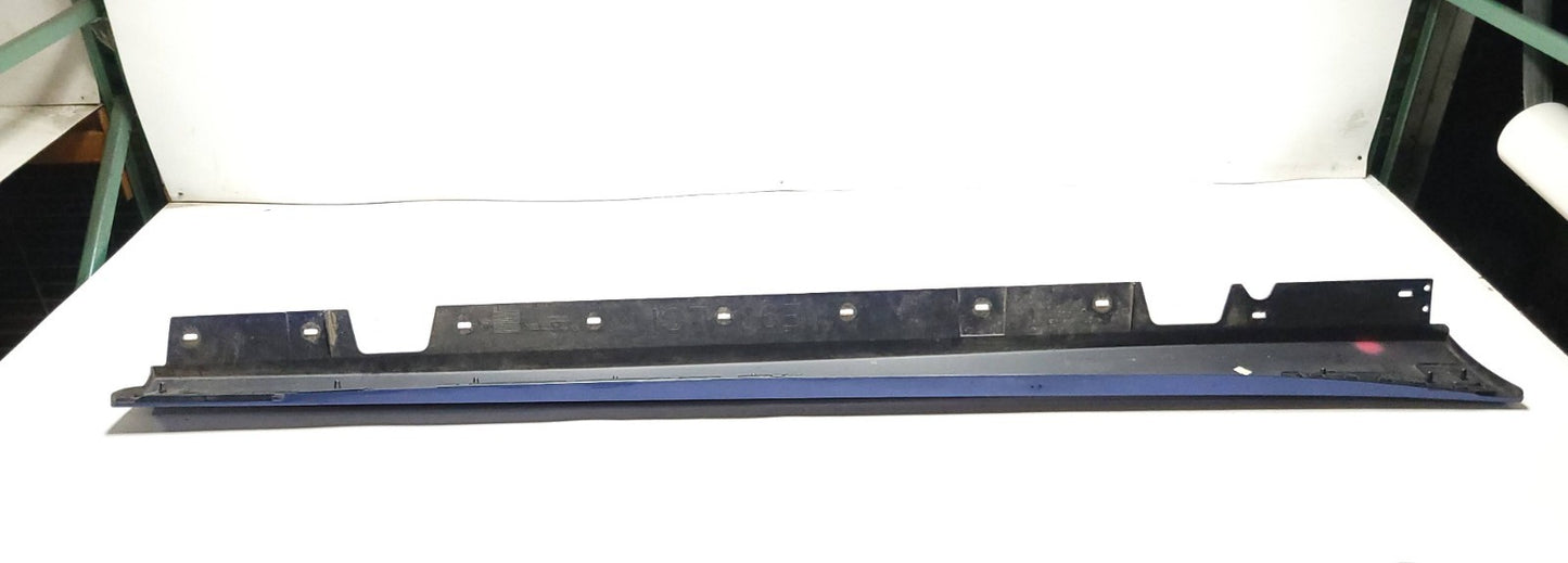 09 10 11 BMW E90 328xi Lci Rocker Panel Skirt Molding Driver Side Left OEM