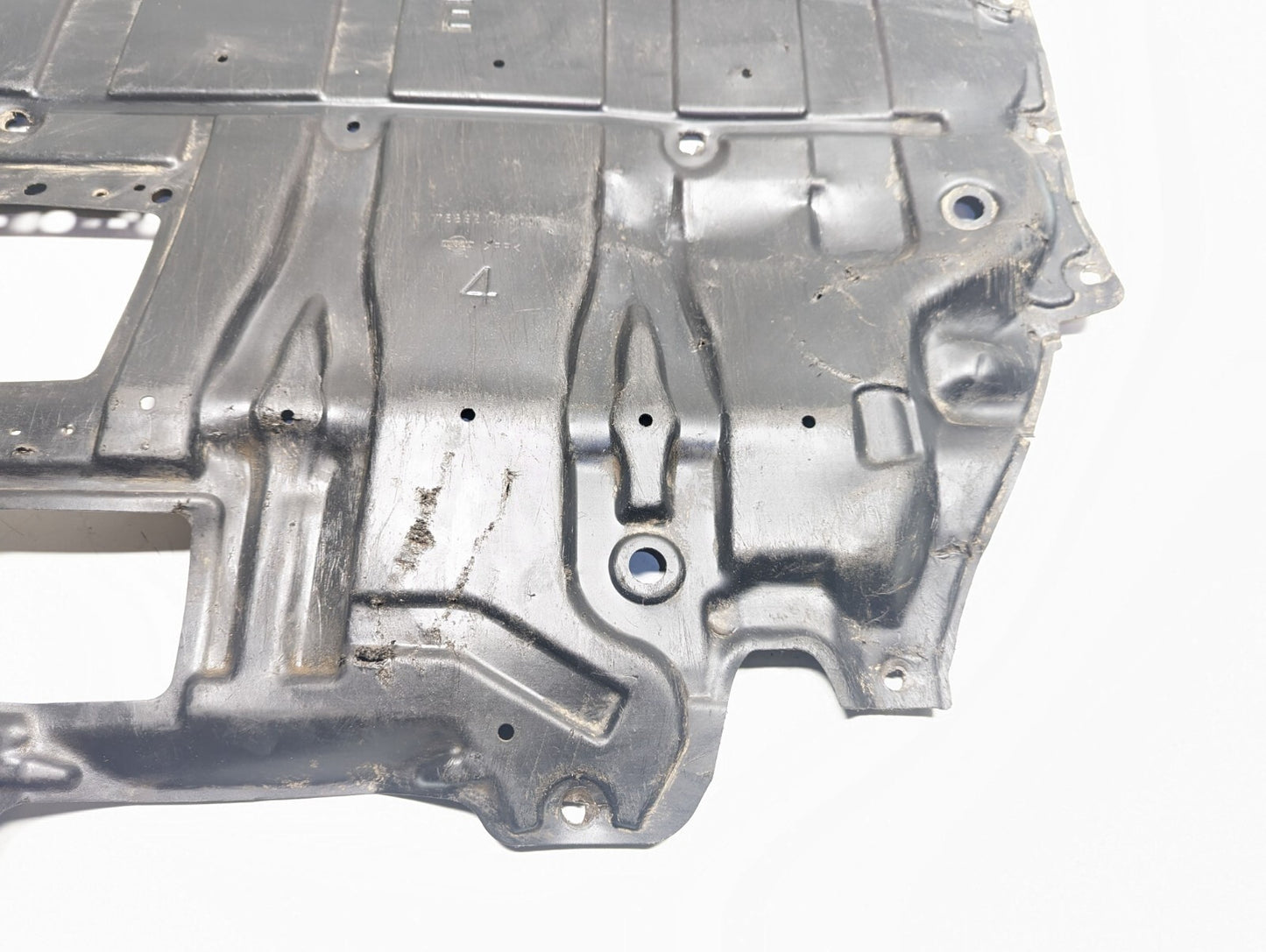 2014 Infiniti Q60 Coupe Front Engine Splash Shield OEM ✅