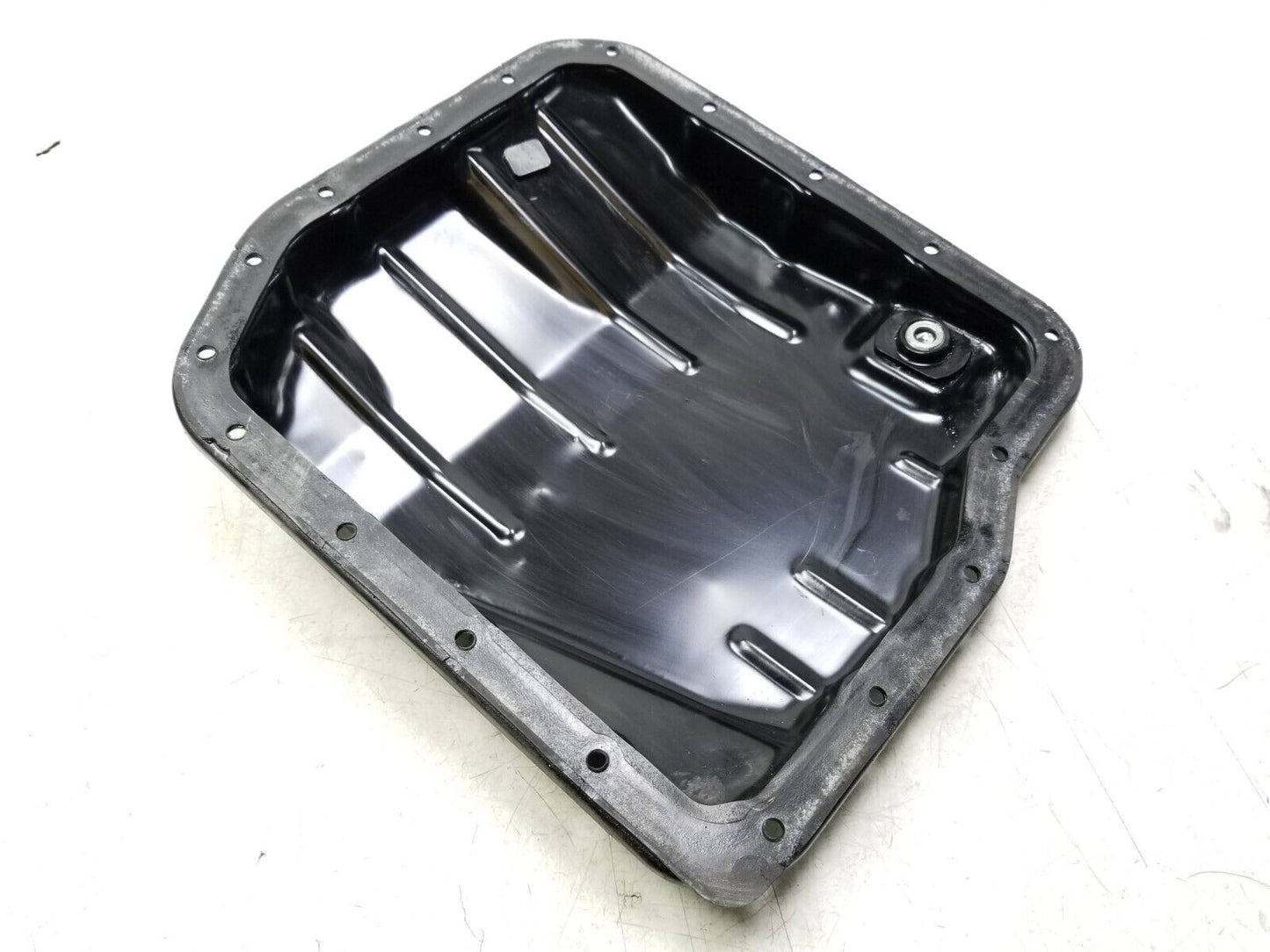08 - 15 Scion Xb Transmission Oil Pan OEM