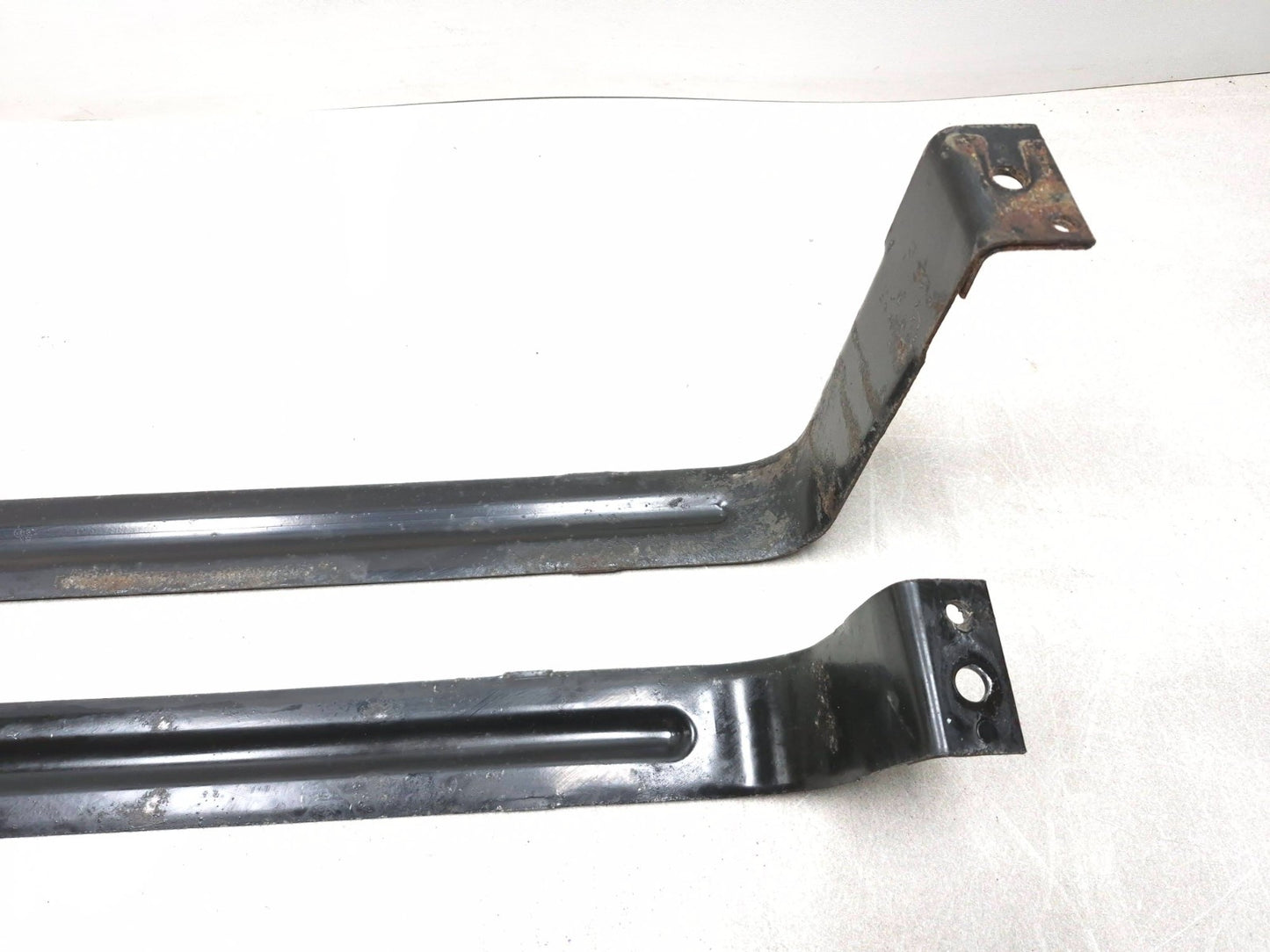 2013 Dodge Grand Caravan Fuel Tank Strap Pair Oem✅