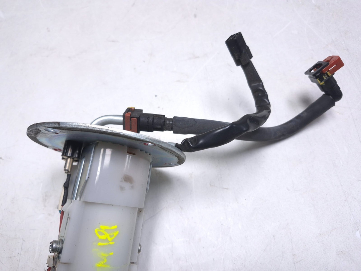 2023 Kawasaki Er400 Z400 Fuel Pump OEM