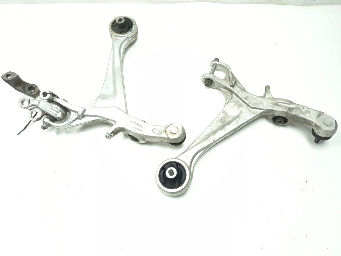 2007 Acura Rl Front Control Arm Lower Left & Right Pair OEM