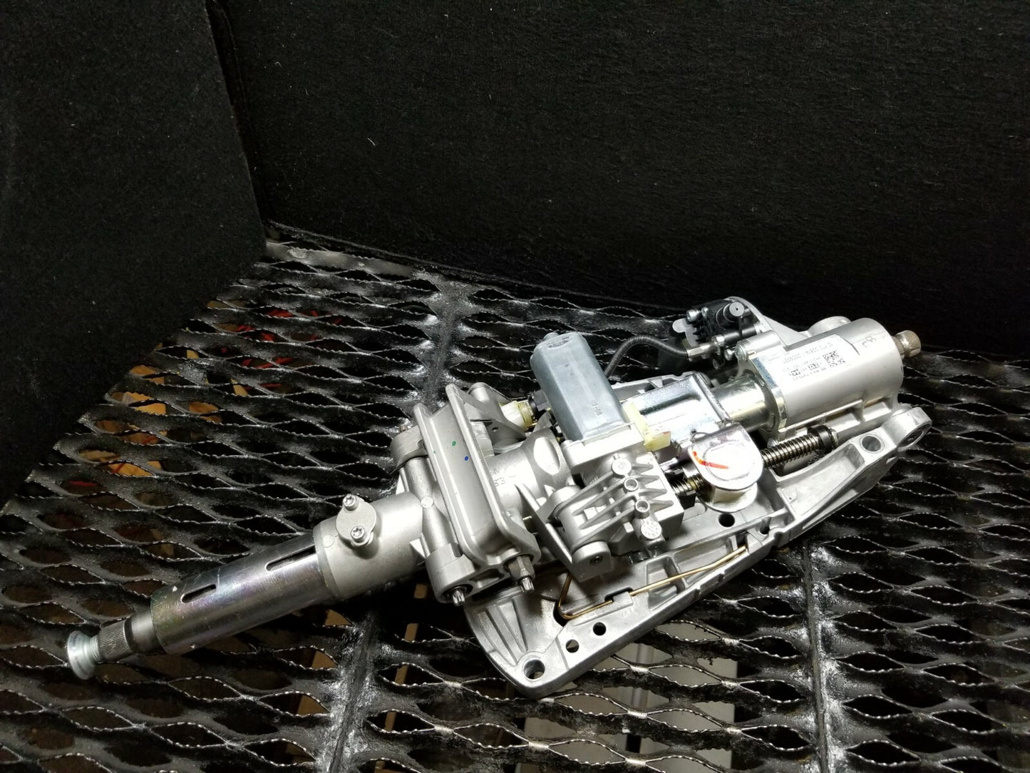 2013 Mercedes E350 Steering Column OEM