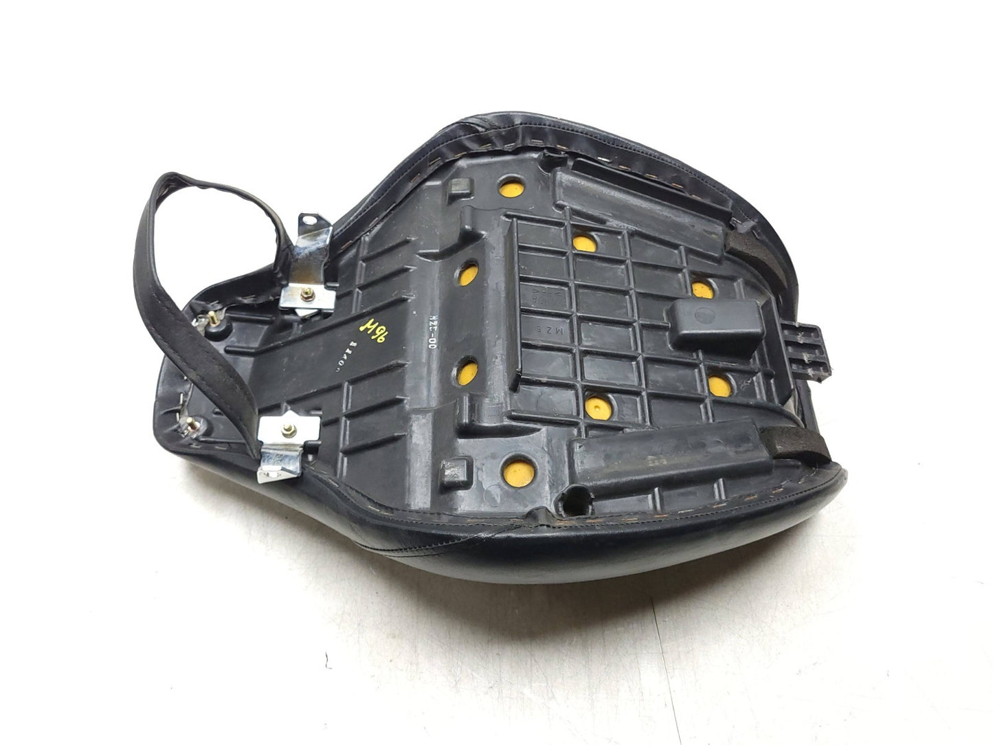 2002 Honda Magna Vf 750c Seat OEM