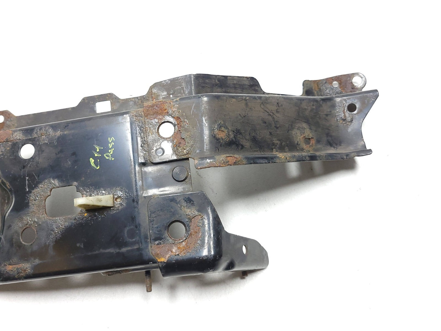 2012 Nissan Rogue Radiator Core Support Left & Right  Oem✅