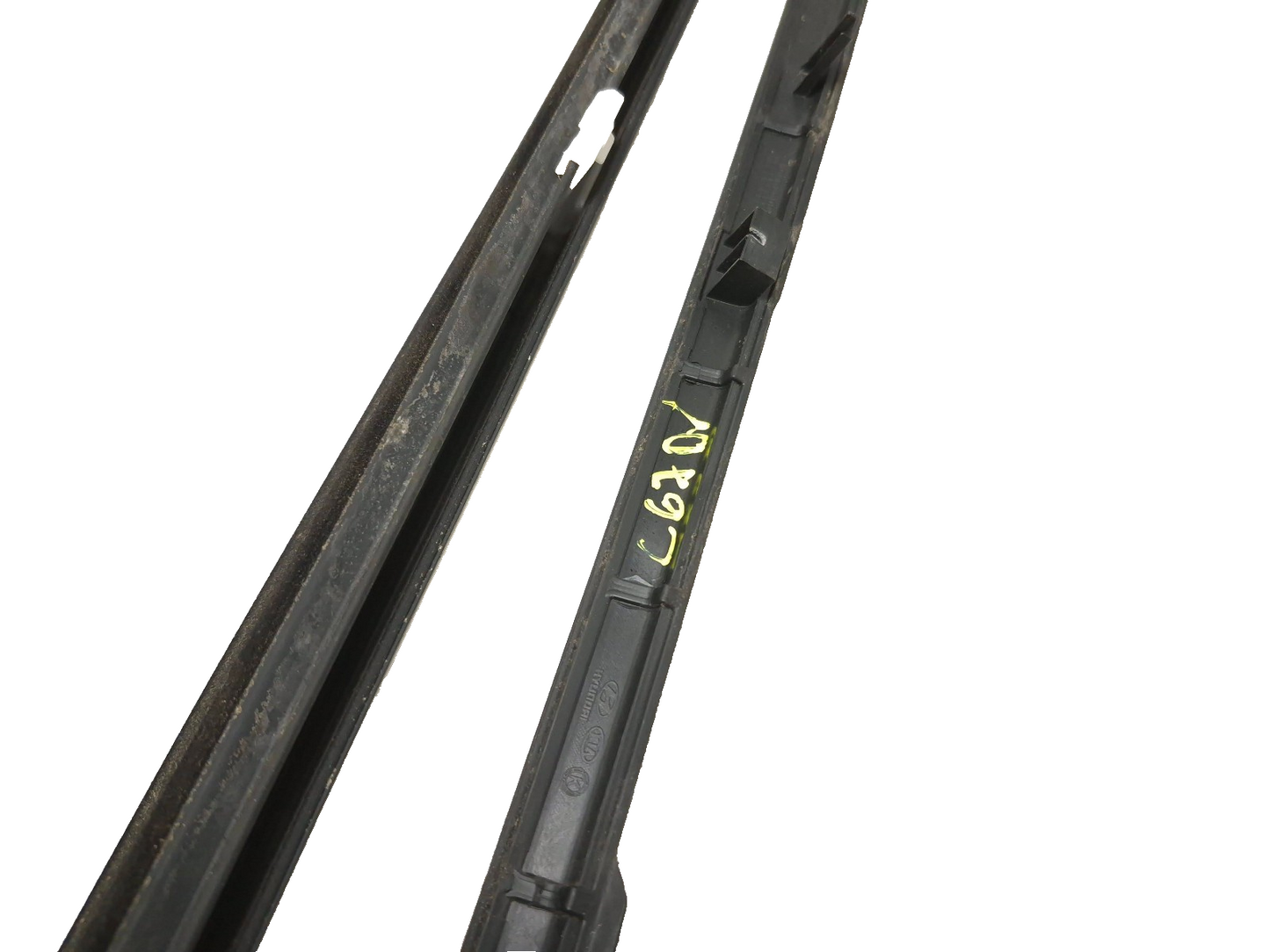 2018 Hyundai Sonata Sport Exterior Door Window Belt Molding OEM