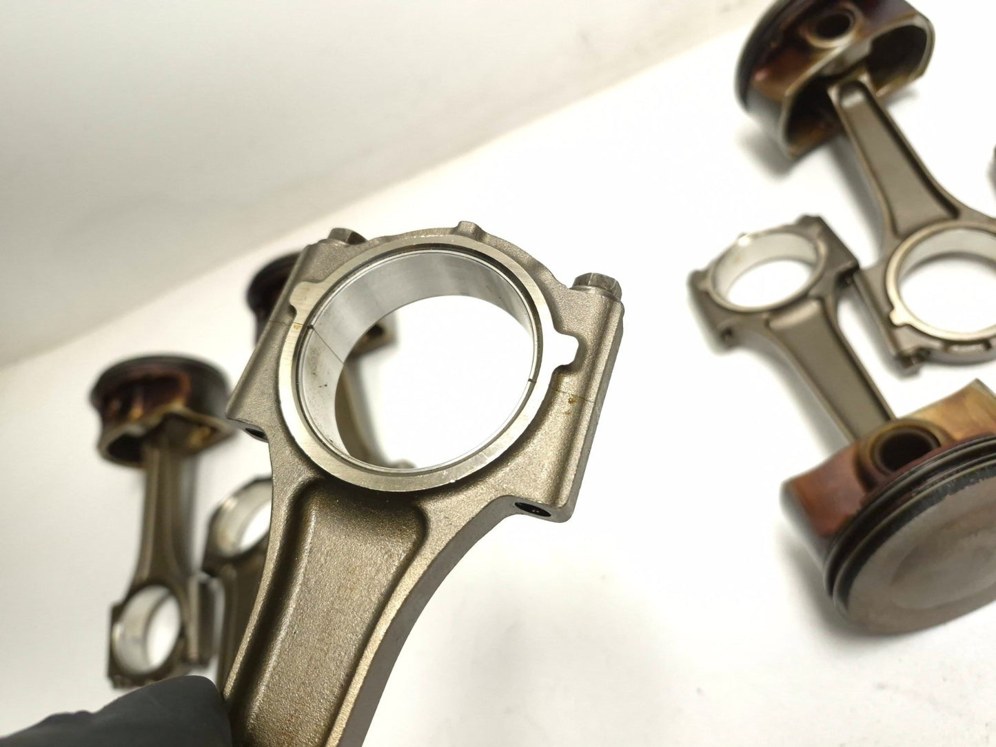 2020 Dodge Challenger 5.7l Engine Piston & Connecting Rod 8 Pcs OEM