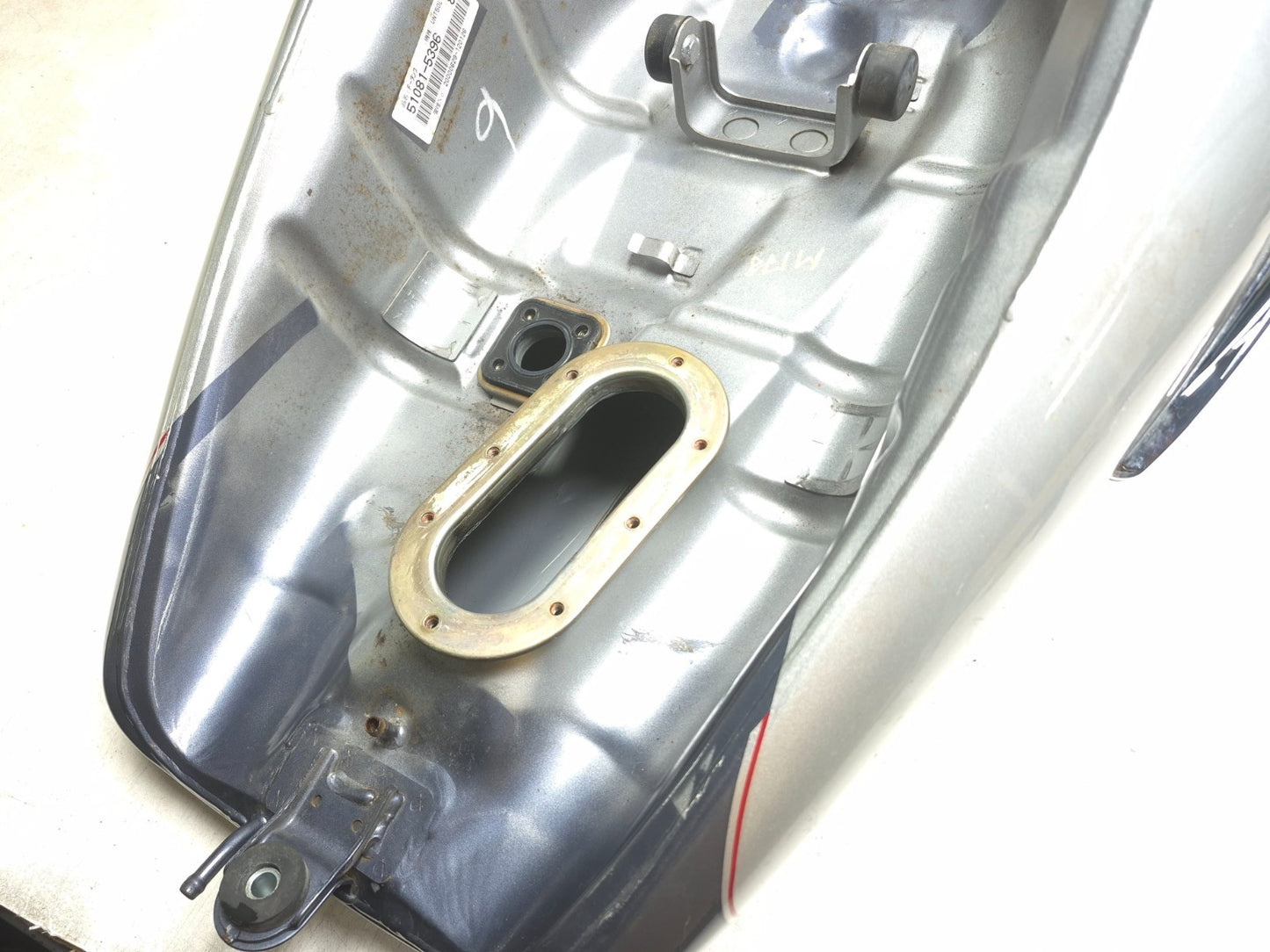 2001 Kawasaki Vulcan 1500 Vn1500 Classic Fuel Tank OEM