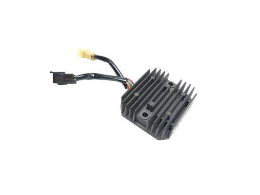 1993-2004 Honda Magna Vf 750c Voltage Regulator  OEM