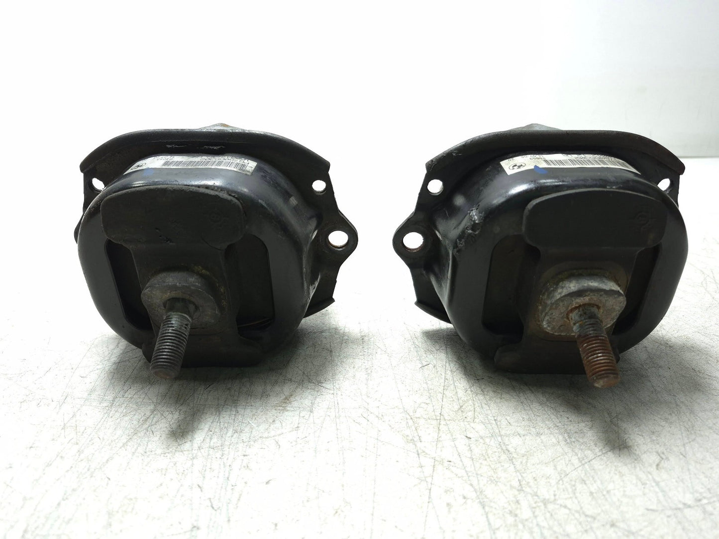 2008 BMW X6 E71 4.4l Front Engine Motor Mount Support Bracket OEM