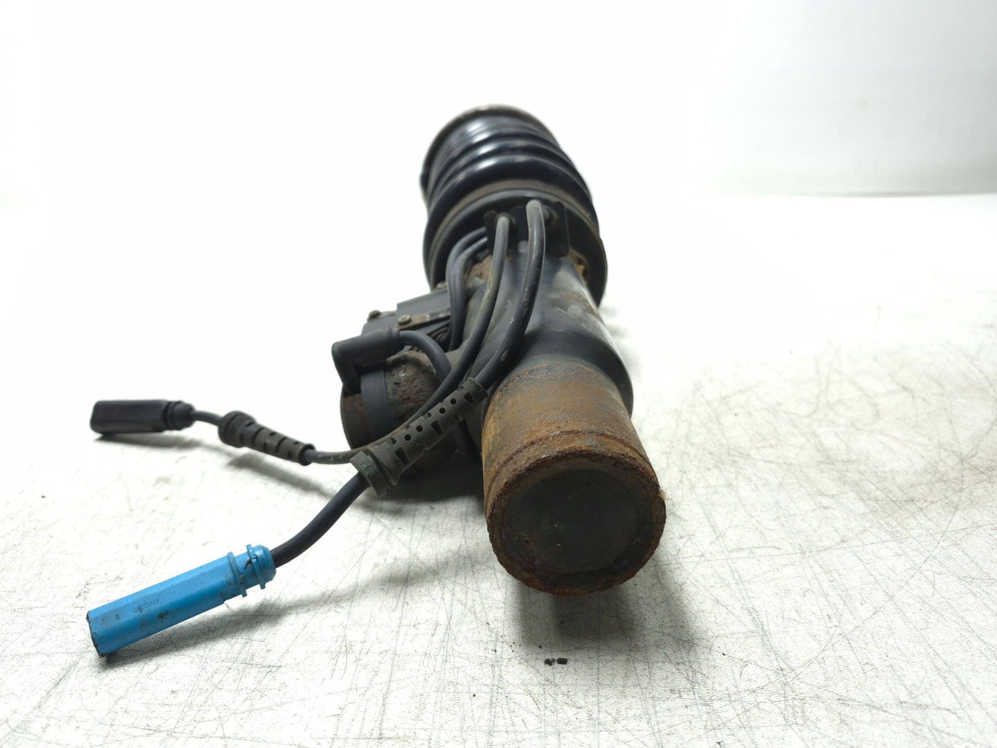 2008 BMW X6 E71 Front Suspension Shock Strut Absorber Left & Right OEM