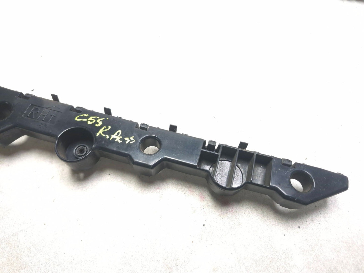 2018 Nissan Altima Rear Bumper Bracket Left & Right Pair OEM