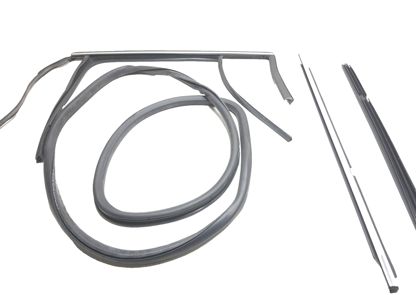 2011 Volkswagen Tiguan Rear Door Weatherstrip Seal Driver Side Left 4pcs OEM