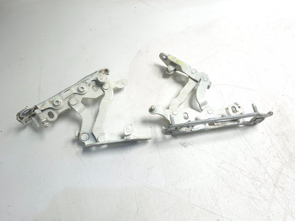 2012 Mercedes W212 E350 Hood Hinge Left & Right 204-880-02-28 OEM
