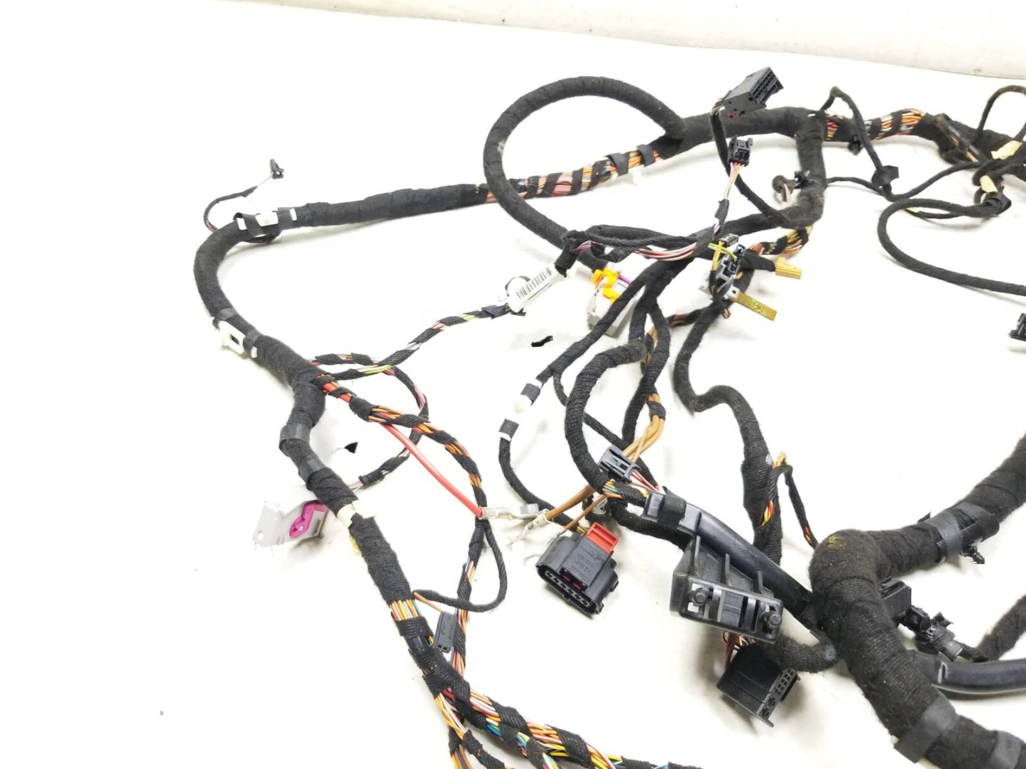 2009 - 2012 Audi Q5 Dashboard Instrument Panel Wiring Harness W/ Fuse Box OEM
