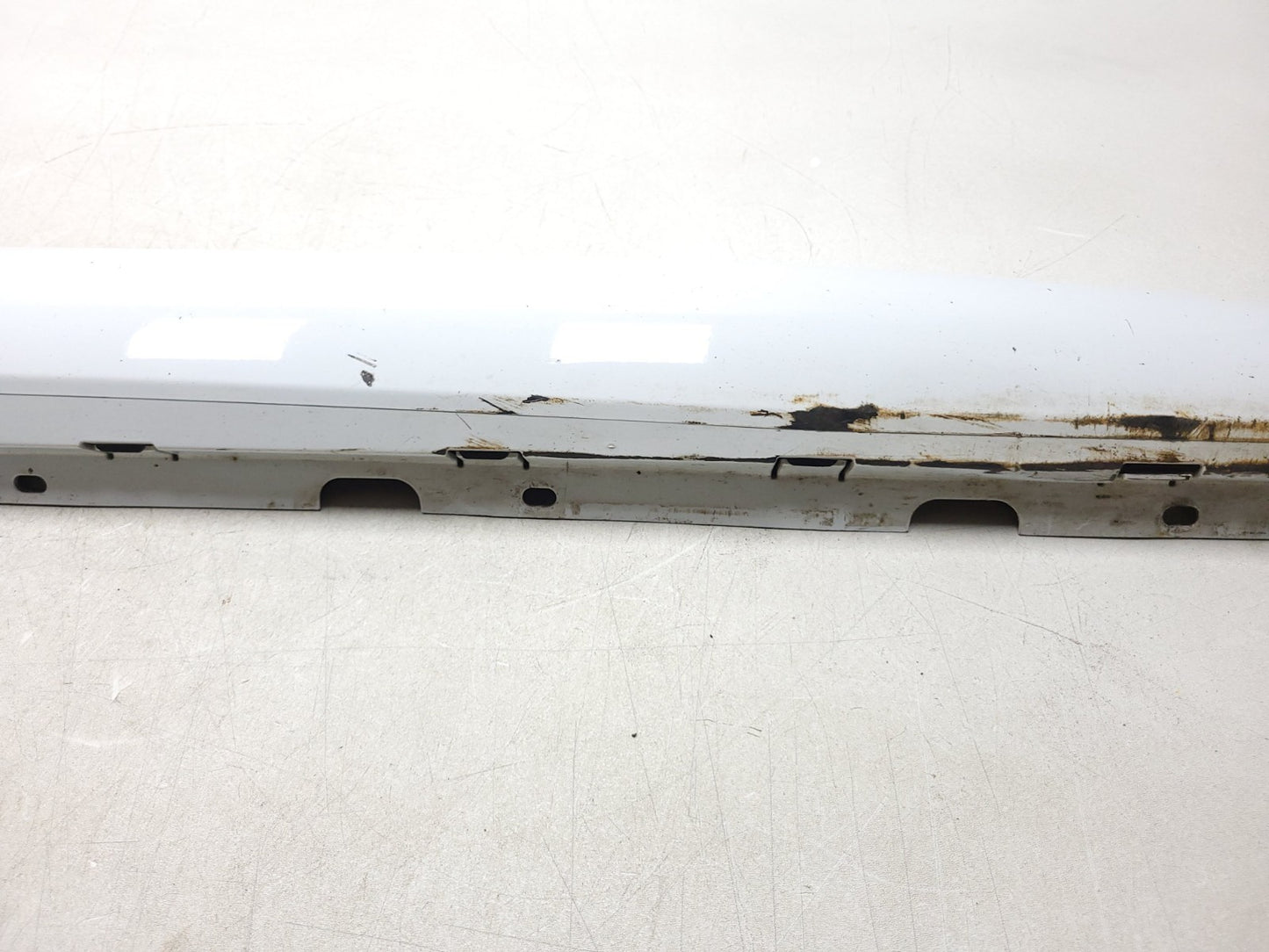 17-22 Alfa Romeo Giulia Rocker Panel Skirt Molding Passenger Side OEM 21k Miles