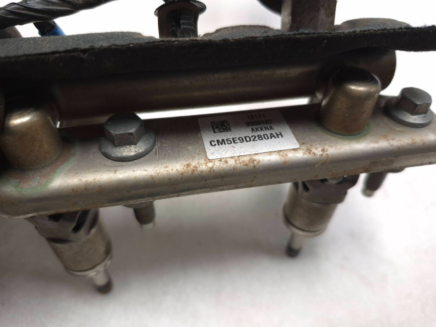 2019 Ford Ecosport Fuel Rail W/ Injector OEM