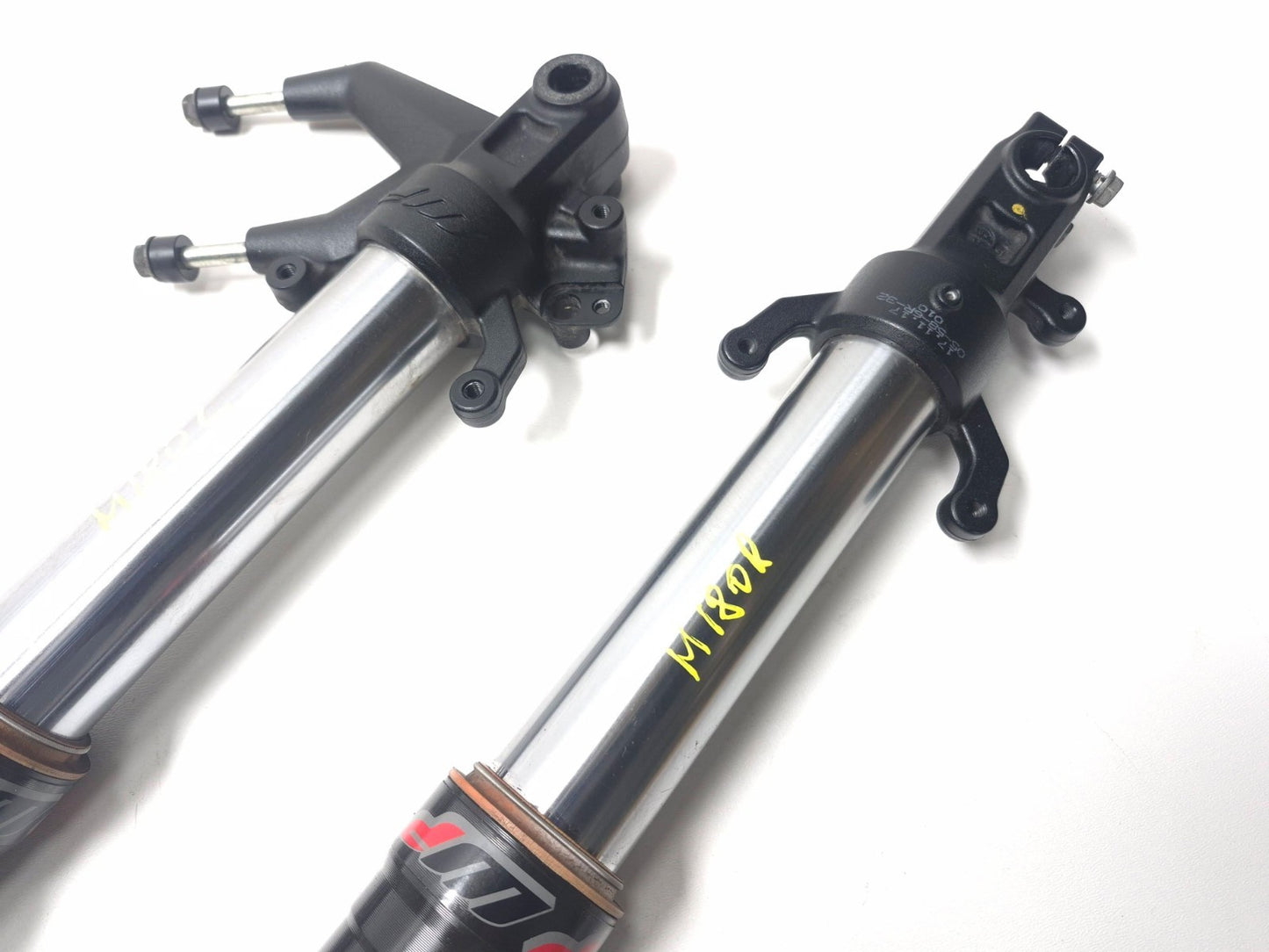 2018 Husqvarna Svartpilen 401 Front Fork Suspension Damper Left & Right Pair OEM
