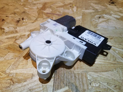 05 06 07 Volvo S40 Rear Right Passenger Window Regulator Motor OEM