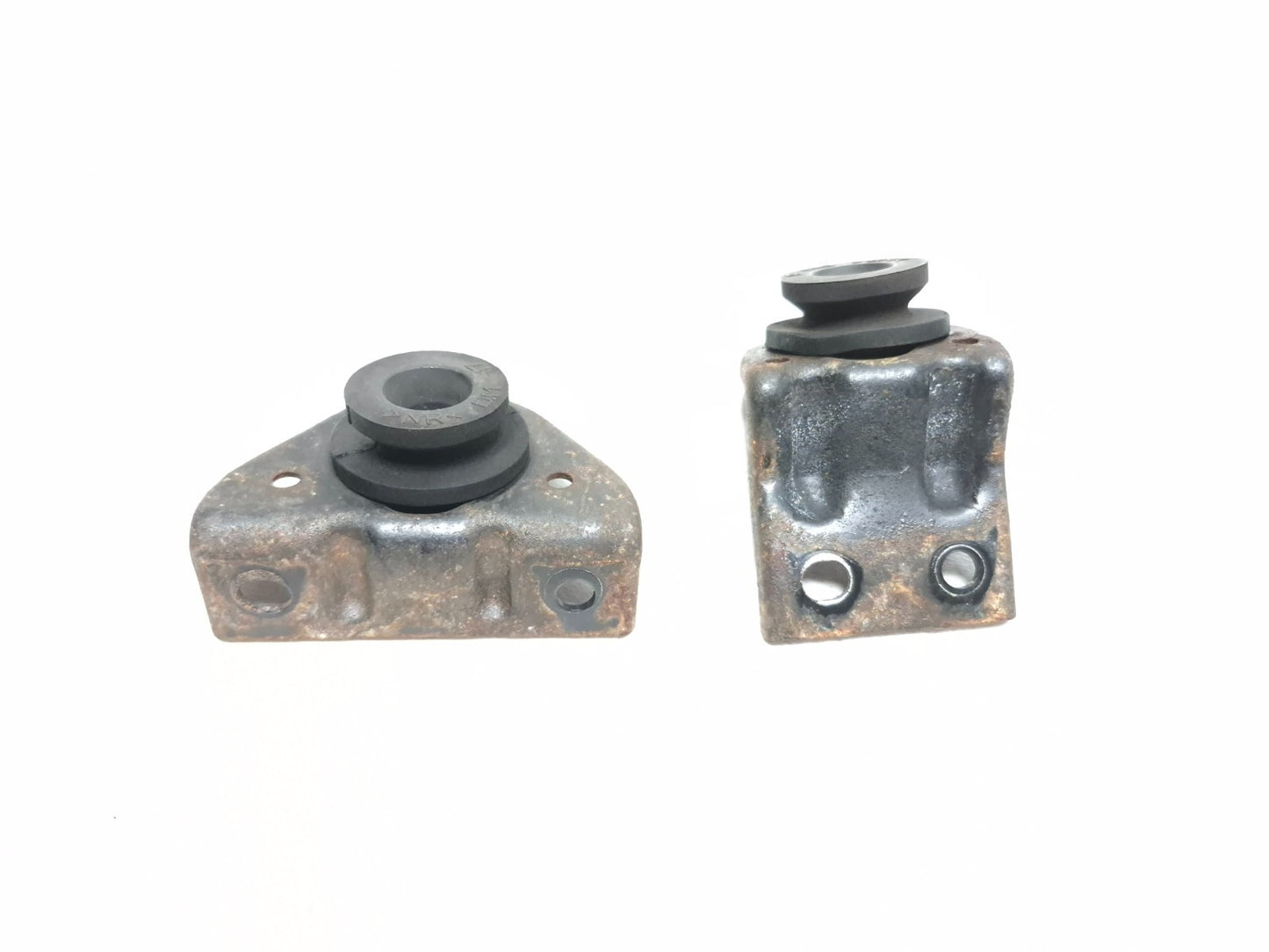 2014 Hyundai Accent Radiator Bracket OEM