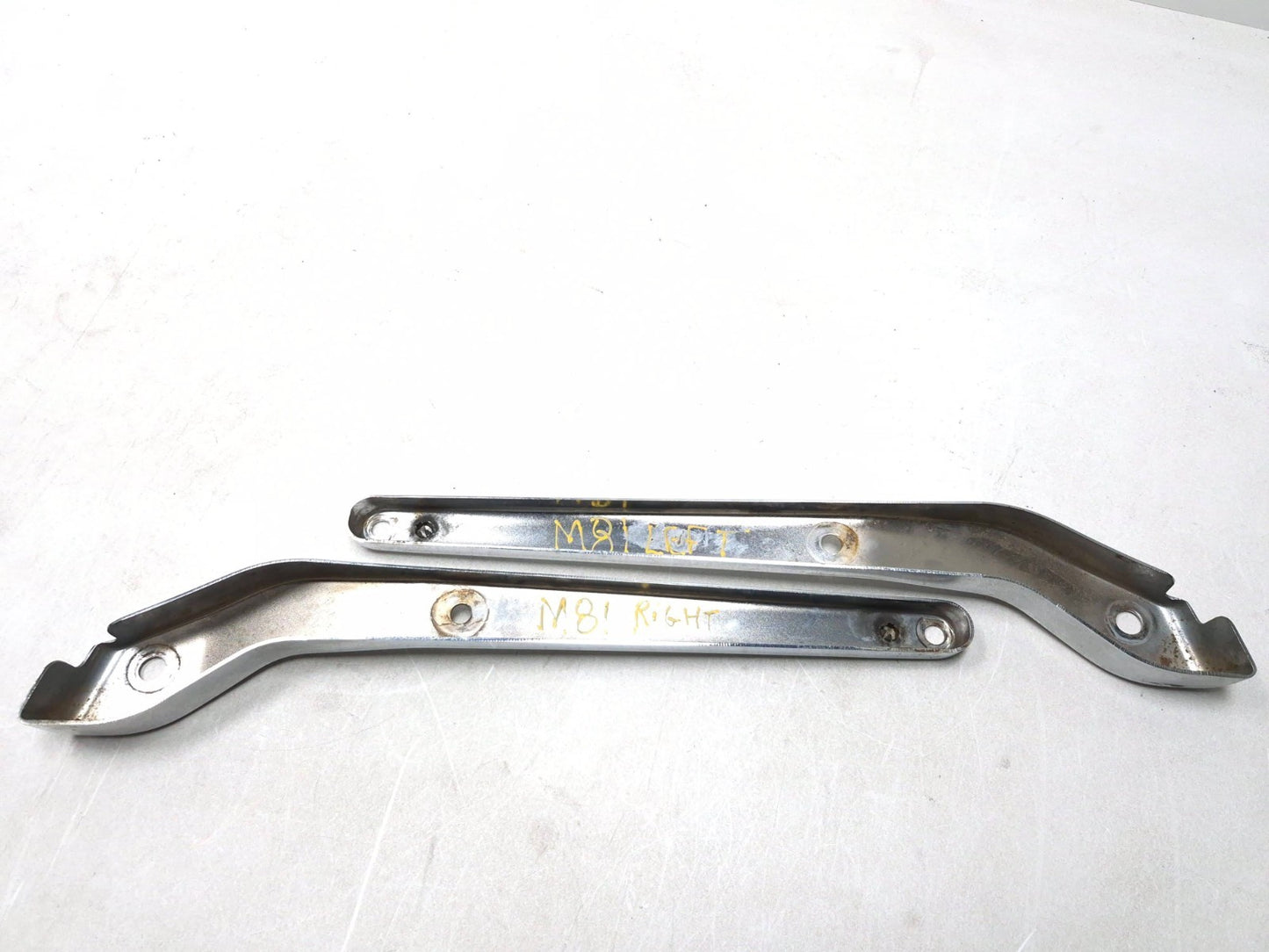 2003 Harley-davidson Fxdl Anniversary Rear Fender Mounting Bracket Pair  OEM