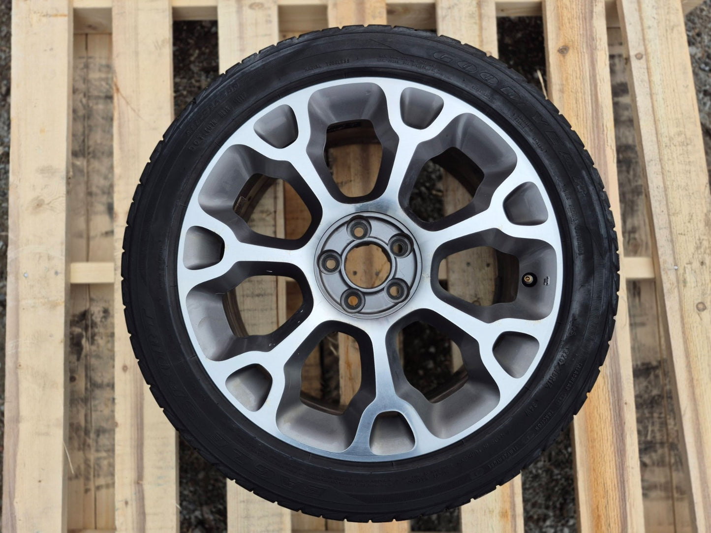 2014 Fiat 500l Trekking Wheel Rim W/ Tire Good Year  225/45 R17 2 Pcs OEM