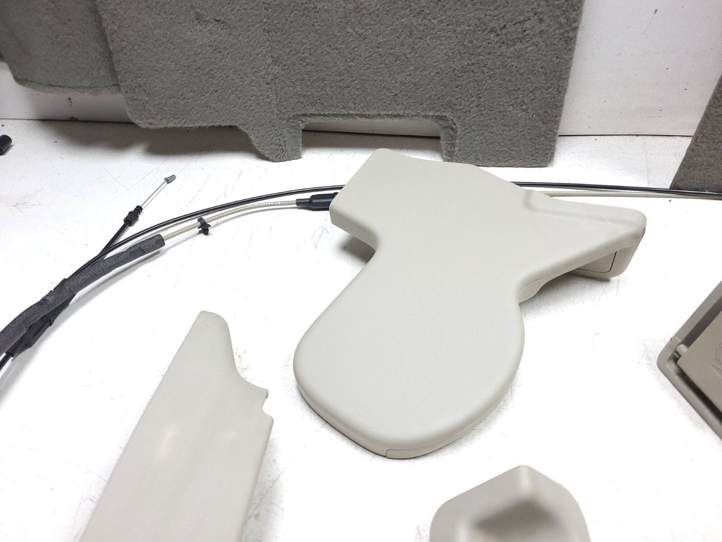 2007 - 2009 Acura Mdx Rear 2nd Row Seat Trim & Floor Panel Set OEM