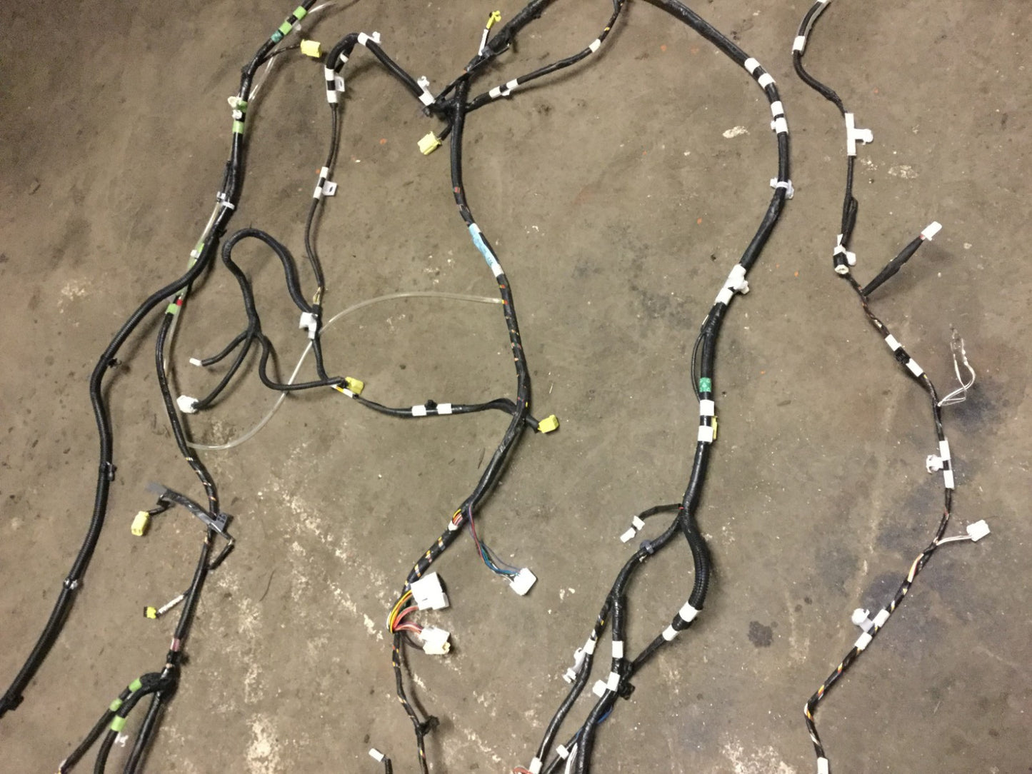 2009 Toyota Prius Interior Floor Wire Wiring Harness 82161-47330 OEM