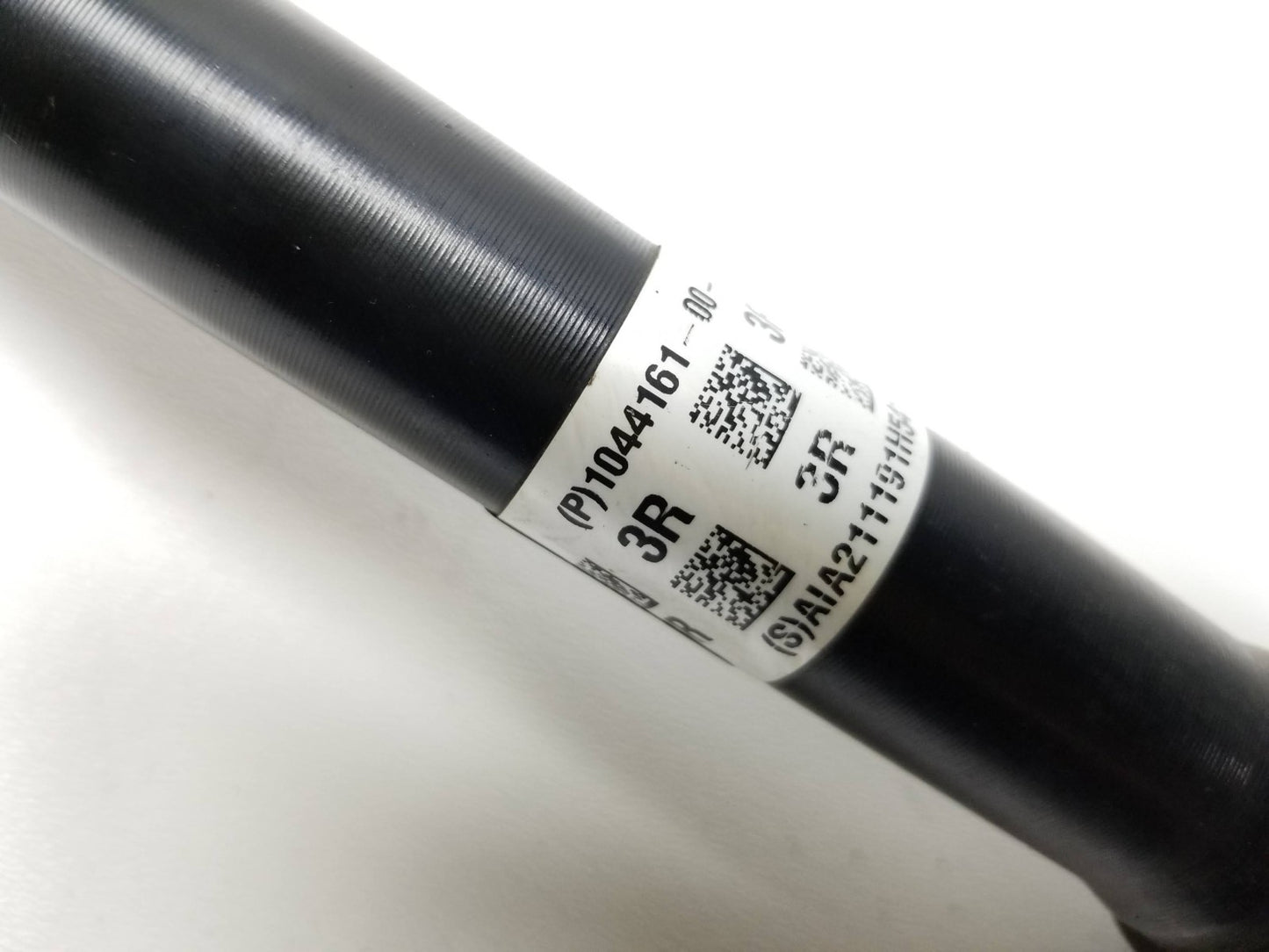 2021 Tesla Model 3 AWD Rear Axle Shaft Passenger Side Right 1044161-00-d OEM