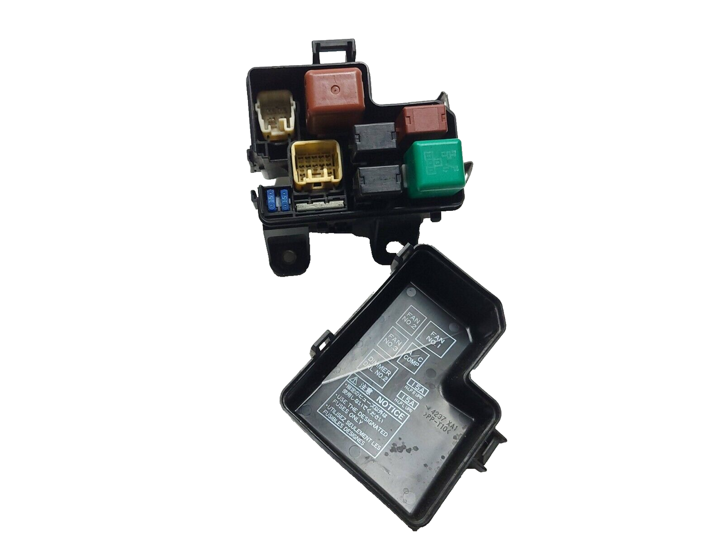 1998-2005 Lexus Gs GS300 Fuse Box 3247xa1 OEM