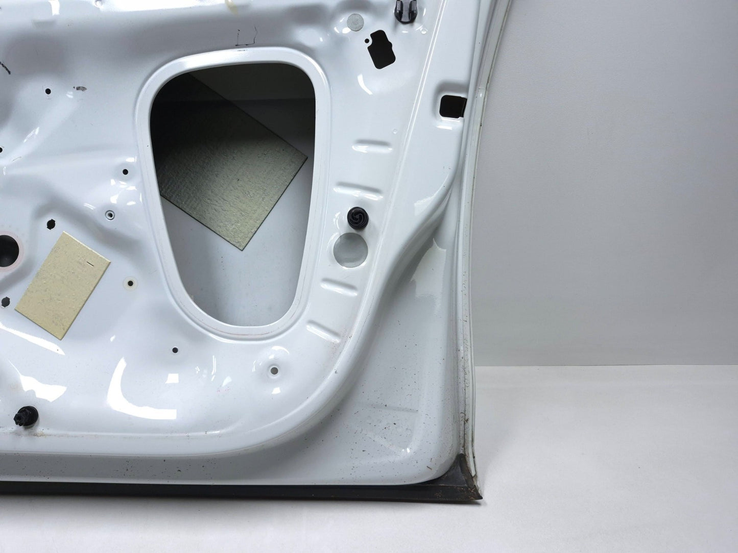2015 Volkswagen Golf  Tsi Door Shell Front Passenger Side Right OEM