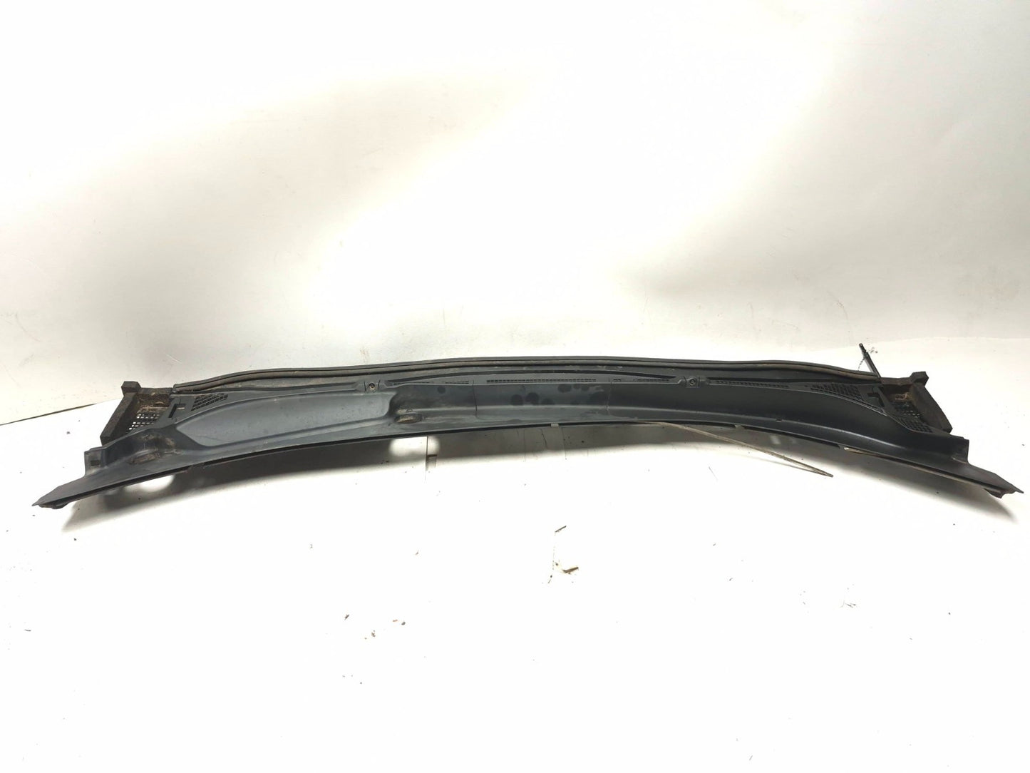 2012 Nissan Leaf Windshield Cowl Top Vent Cover Grille OEM