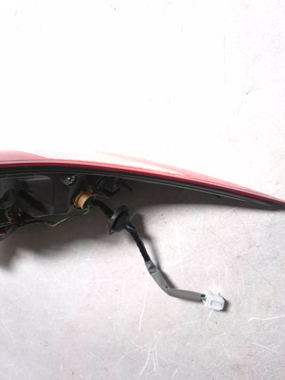 2010 Nissan Maxima Sv Rear Tail Light 2pcs OEM