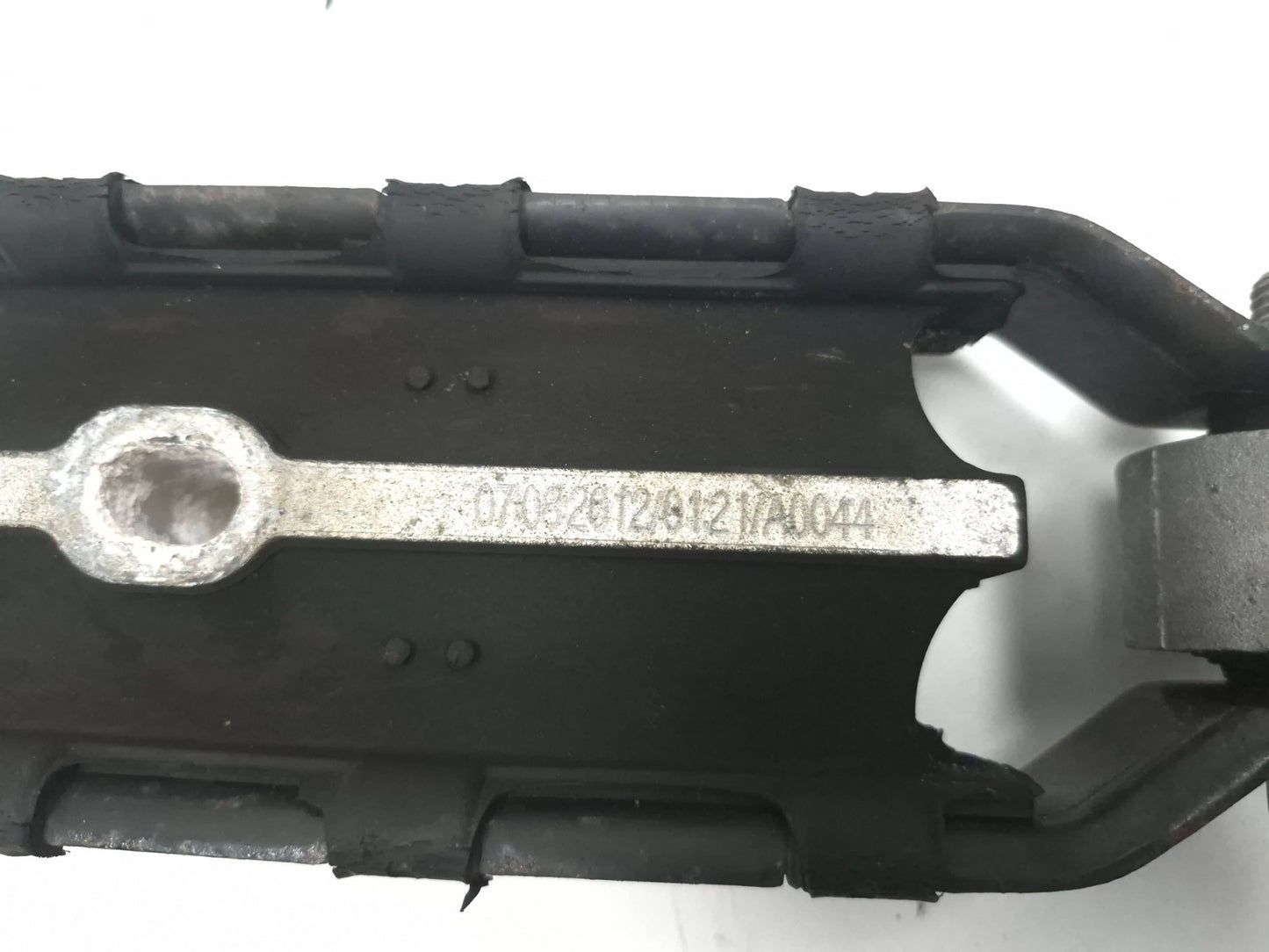 2013 Volvo S60 Engine Mount Bracket OEM