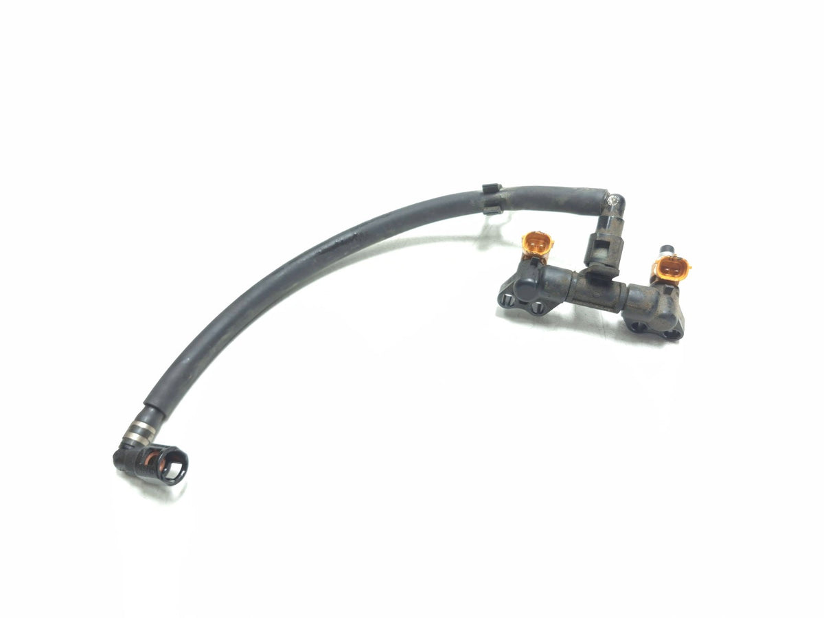 2015 Honda Cbr500r Fuel Injector W/ Hose OEM