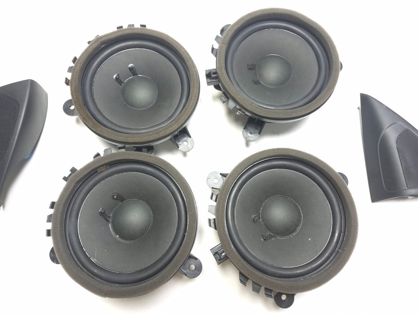 2013 Volvo S60 Door Speaker 4pcs W/ Trim Grille 2pcs OEM