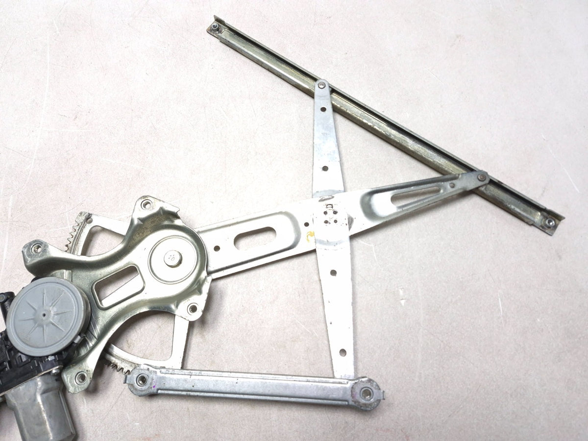 2009 Toyota Prius Front Window Regulator & Motor Driver Side Left OEM