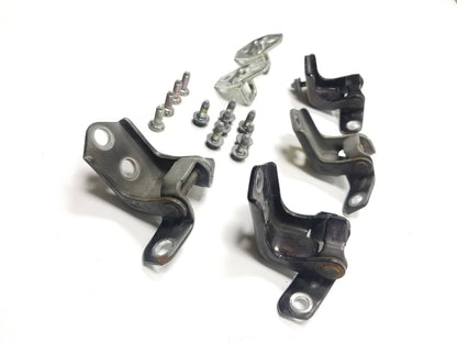 2009 Mazda Cx-7 Driver Side Door Hinge & Striker 6pcs W/ Bolt 11pcs OEM
