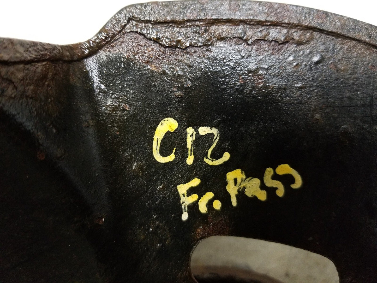 11 - 13 Kia Sportage AWD Front Spindle Knuckle Wheel Hub Passenger Rh 2.4l OEM