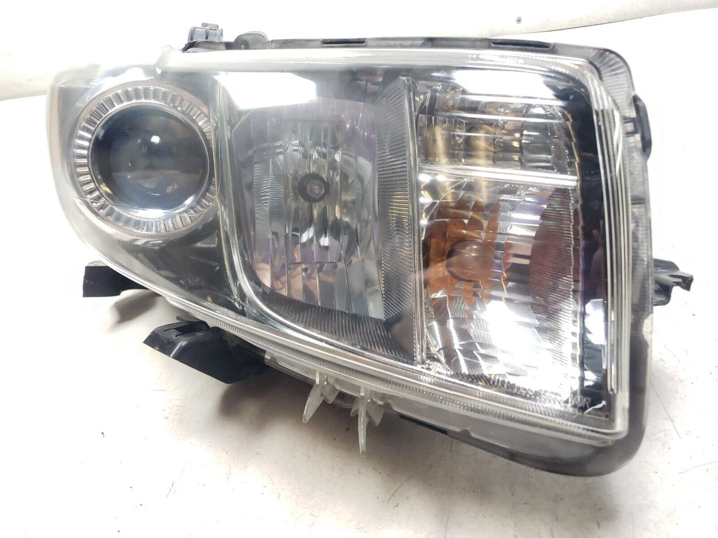 08 - 15 Scion Xb Headlight Driver Passenger Side Pair OEM
